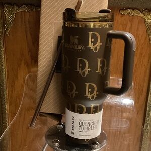 Stanley xDior Brown and Gold 40 ozTumbler  new in Stanley box